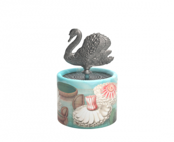Музикална кутия Belle Lurette Minki SWAN LAKE 